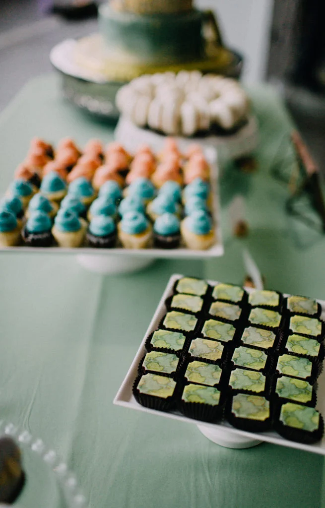 Photo: Mann & Wife Visual Storytellers | Bakery: Bittersweet's Chocolate and Pastry