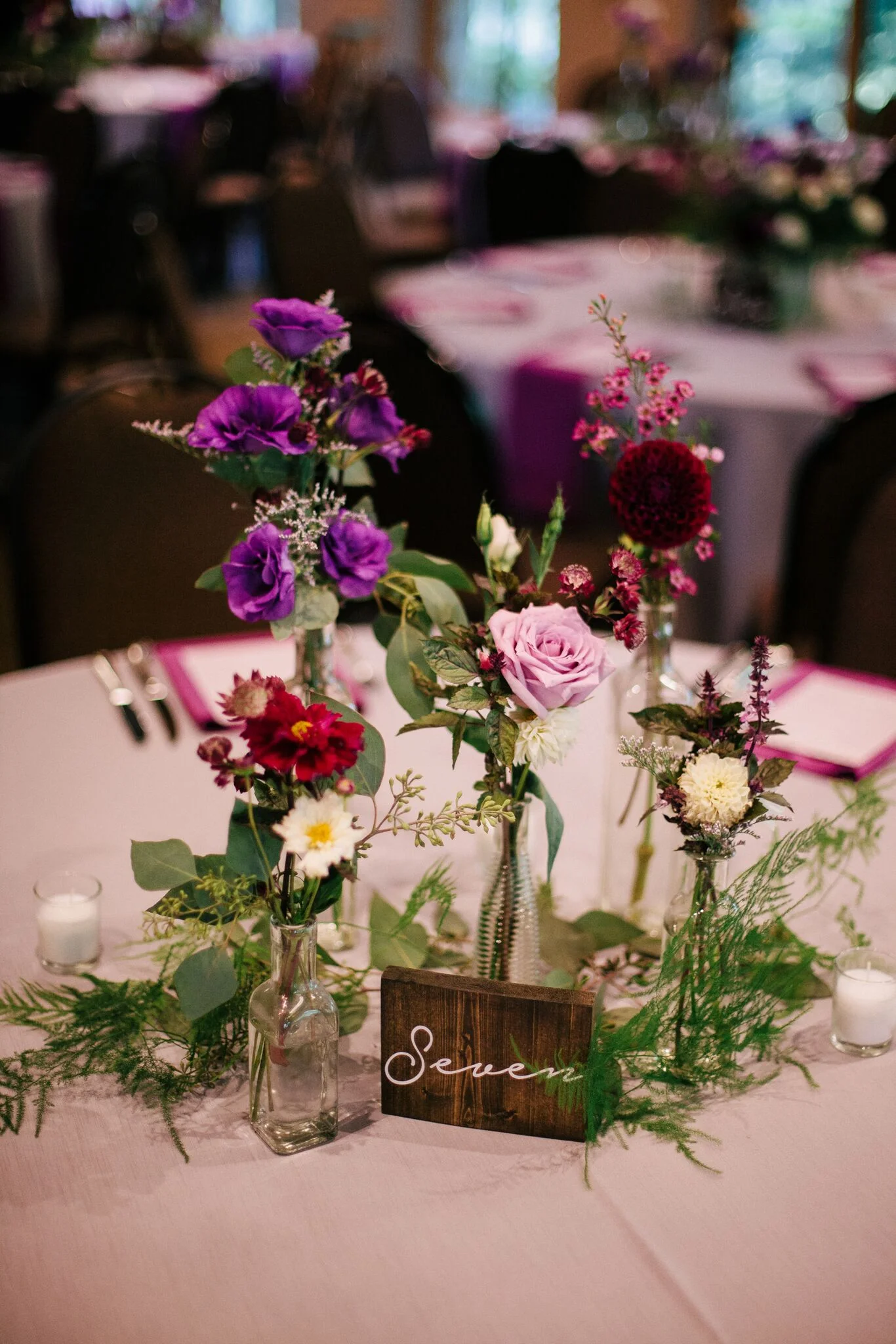  Wedding reception centerpieces in jars 
